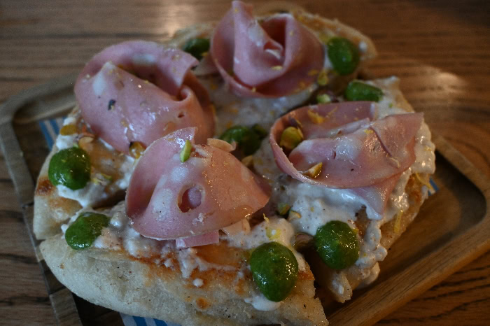 Mortadella pizza fari san miguel mexico